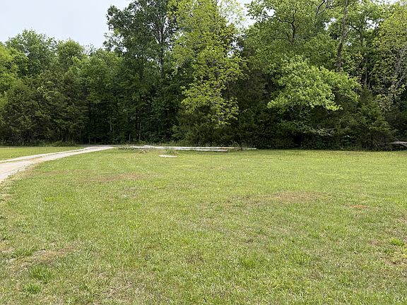 5th image of 2405 Paul Finley Rd