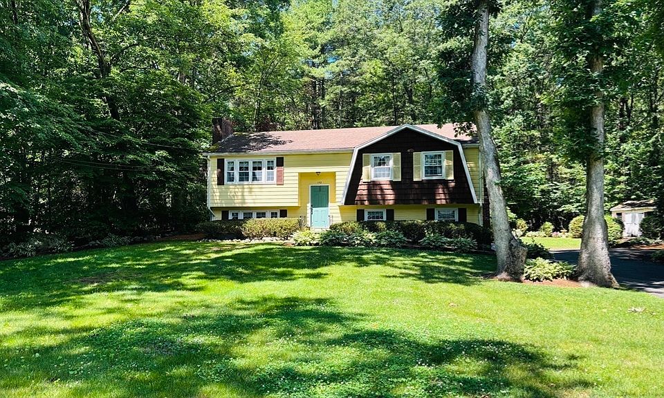 1st image of 152 Forest St