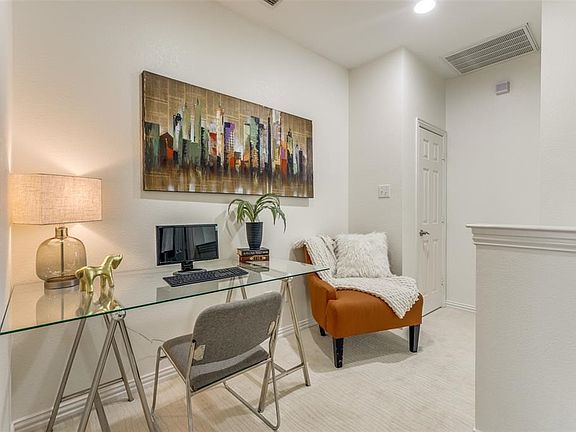 5th image of 4639 Penelope Ln
