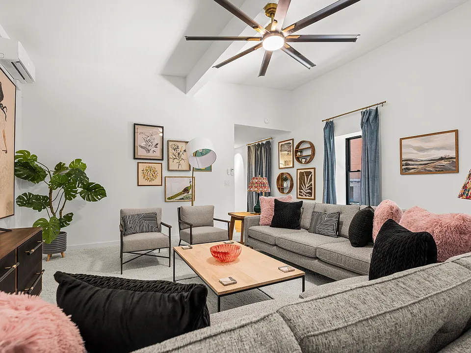 11 Broadway St #201