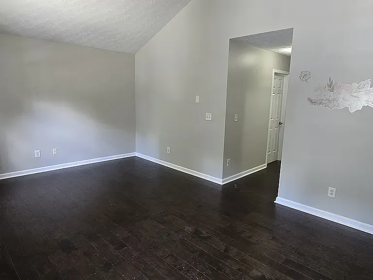 3805 Jackson Shoals Ct — Photo 10