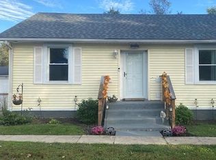 301 N High St, Jamestown, IN 46147