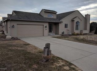 3428 Pigeon Hill Ct, Muskegon, MI 49441