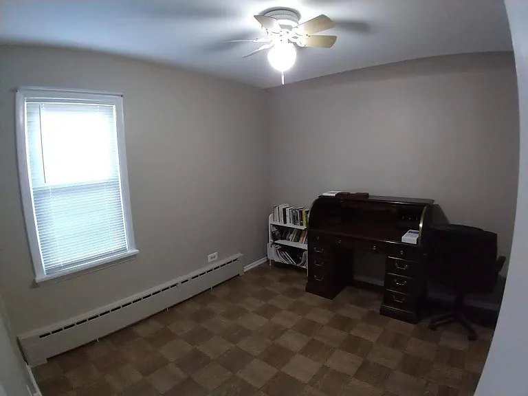 1447 W Henderson St — Photo 7