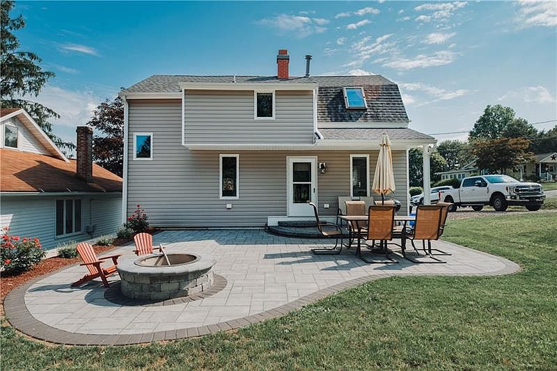 1109 Chestnut St, Indiana, PA 15701 Zillow