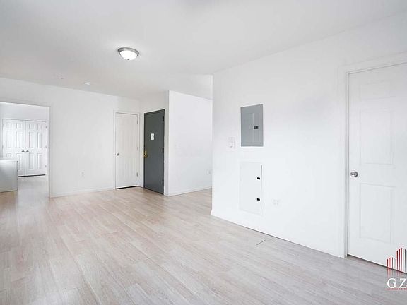 2nd image of 1674 Park Ave APT 2B