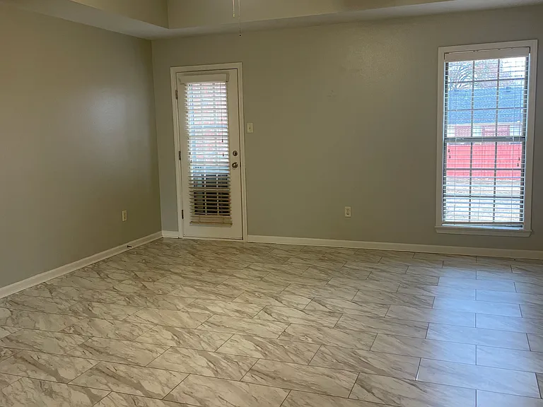 21 Mitchell Cir — Photo 4