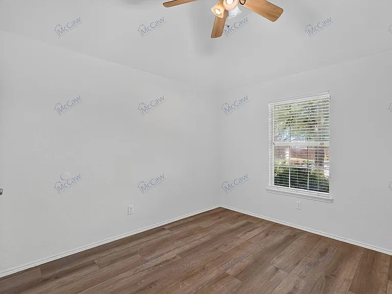 7297 Chinquapin Dr — Photo 12