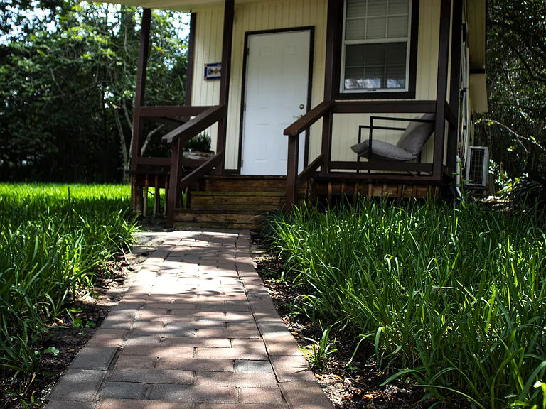 205 N Dellview Dr — Photo 31