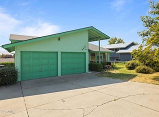 6802 Summitview Ave, Yakima, WA