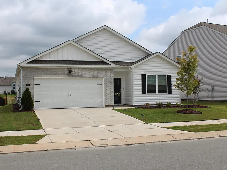 164 Ethel Ln — Photo 10