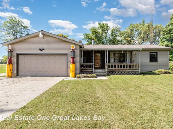 12586 Gera Rd, Birch Run, MI 48415