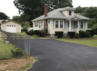 2 Algonquin Dr, Burlington, MA 01803