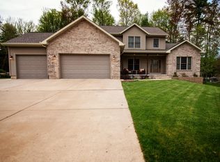 410 Hemlock St, Peshtigo, WI 54157