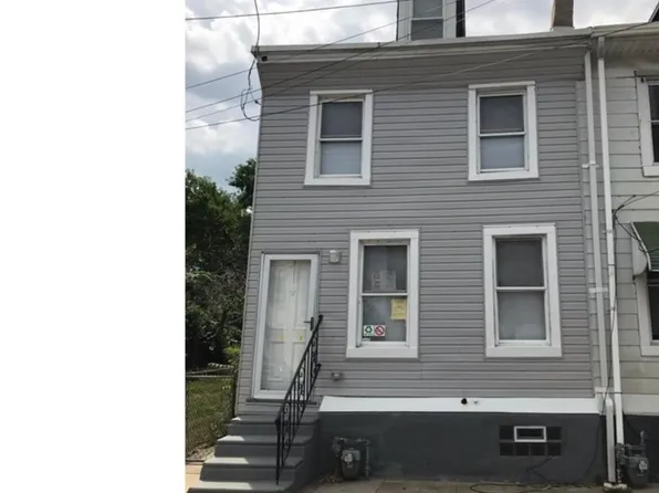 220 Kerlin St, Chester, PA 19013