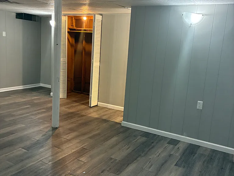 1717 E Ewing Ave — Photo 20