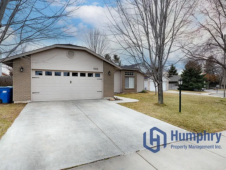 11835 W Silver City Ct — Photo 2