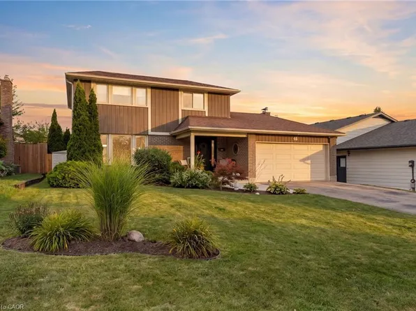 46 Blackwell Dr, Kitchener, ON N2N 1P8