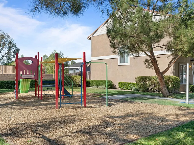 Lighthouse Townhomes — Photo 73