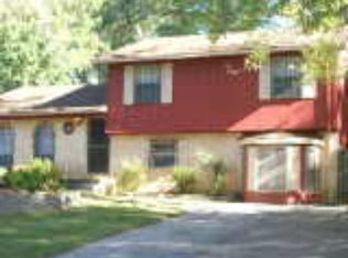 256 Leafwood Ln, Riverdale, GA