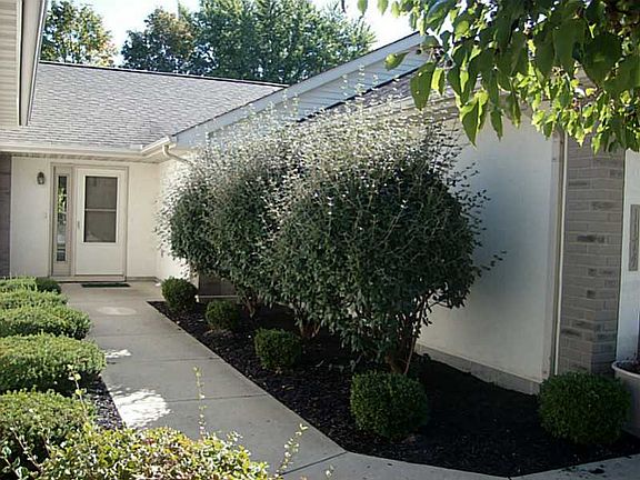 2nd image of 1174 Westwood Dr
