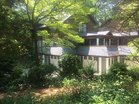 2nd image of 5 Terrace Ct
