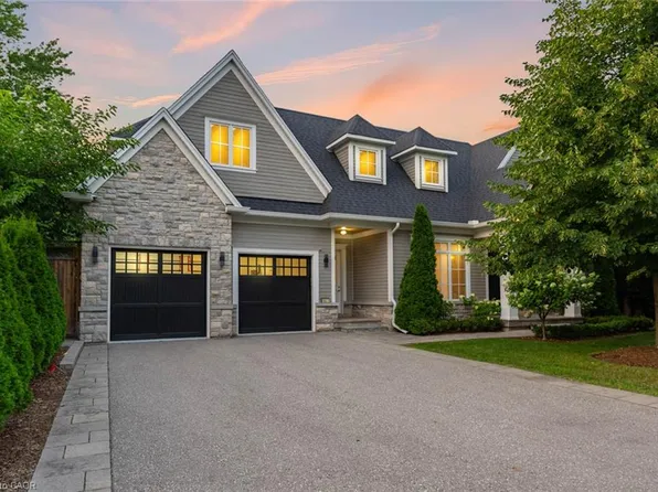 1077 Bridge Rd, Oakville, ON L6L 2B6