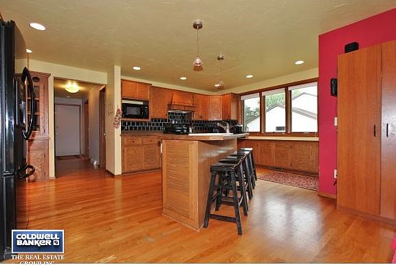 Snack Bar in Kitchen