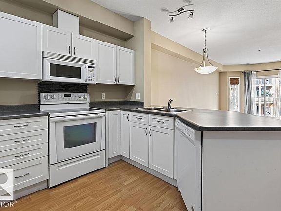 5th image of 4304 139th Ave NW #205
