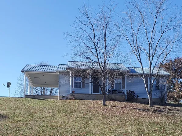 244 Hillside Dr, Buena Vista, VA 24416