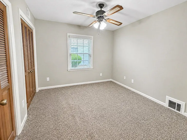 2148 Riverdale Rd — Photo 13