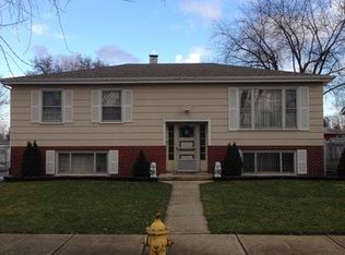 845 S Wisconsin Ave, Addison, IL 60101