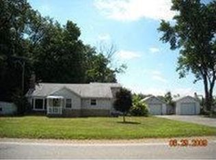 27251 M 60, Cassopolis, MI 49031