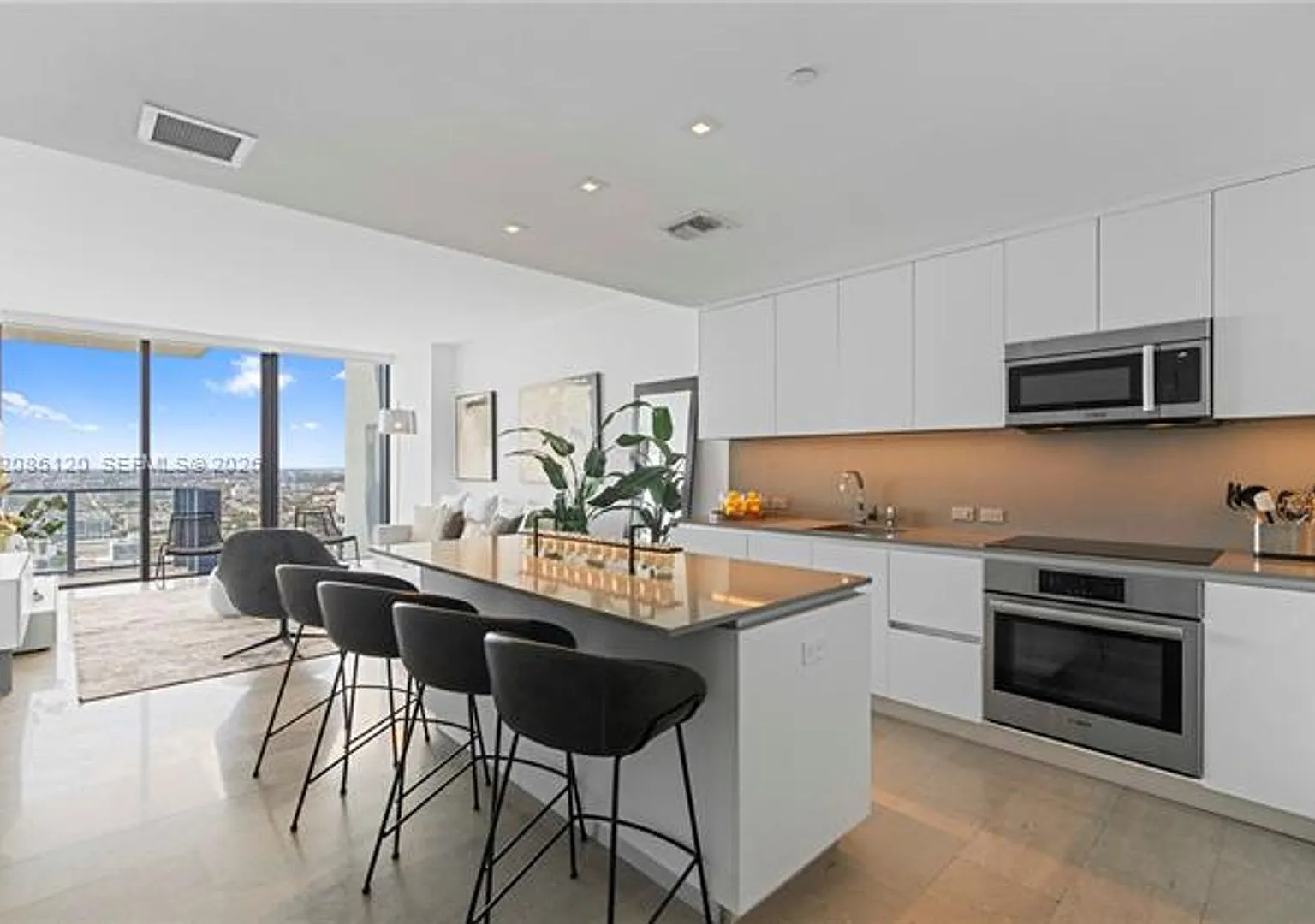 88 SW 7th St cu-2906, Miami, FL 33130 — Photo 2