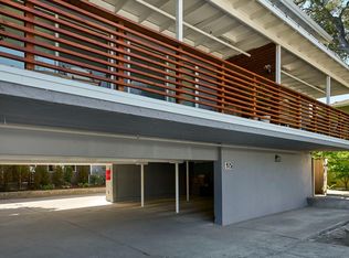 975 Florence Ln #1, Menlo Park, CA 94025
