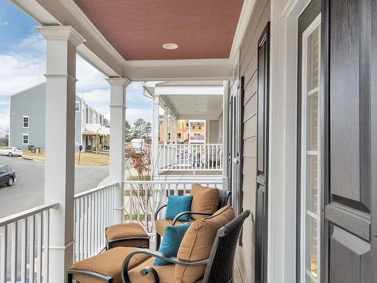 2058 Avinity Loop — Photo 4