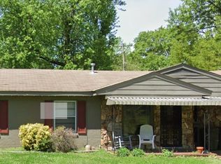 1235 Woodston Rd, Memphis, TN 38117