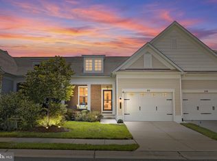 212 Long Point Dr, Fredericksburg, VA 22406