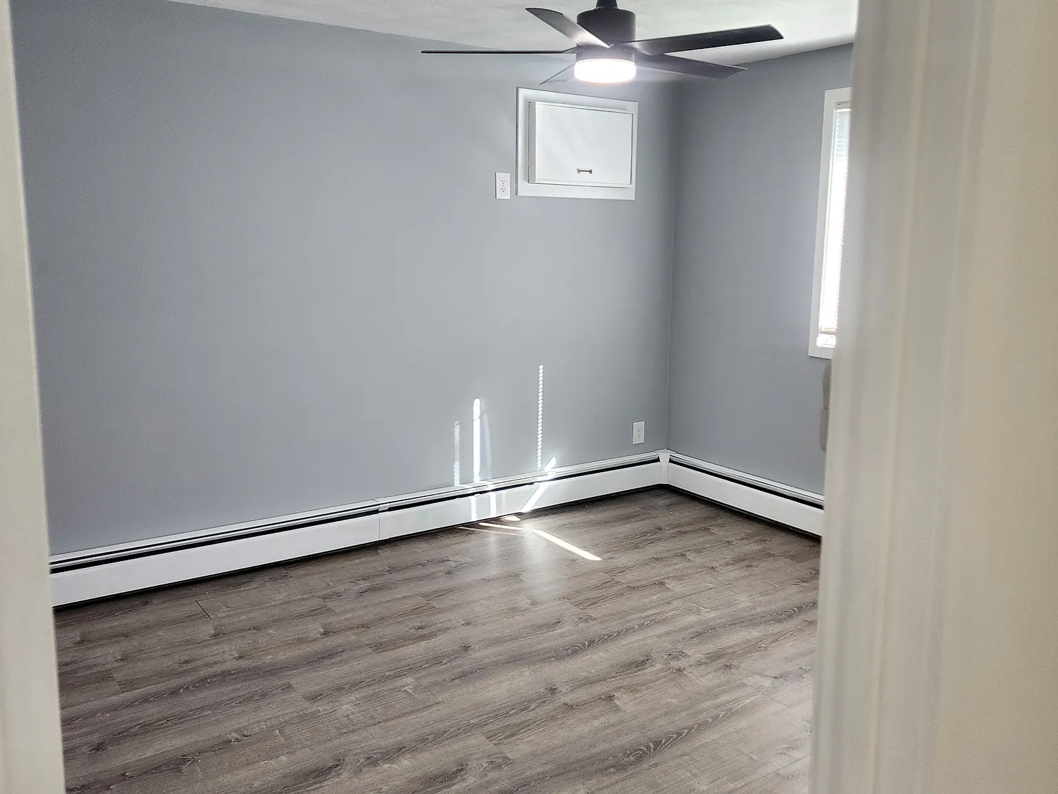 2 bed, 1.5 bath, 1106 sqft, $2,200 — Photo 2
