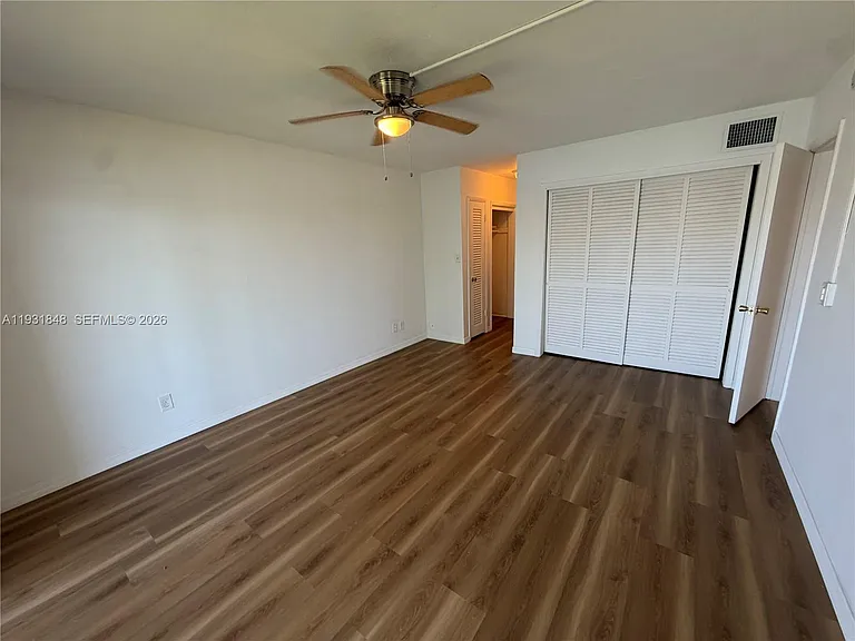 1530 NE 191st St #205 — Photo 9