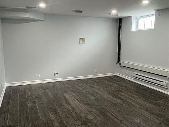4th image of 20 Wales Ave W #Basement