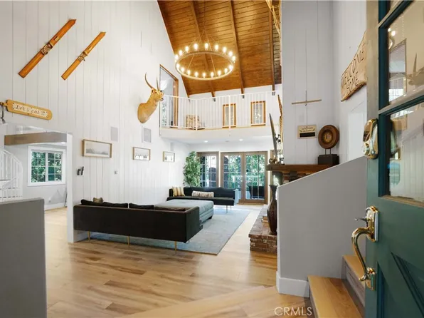 135 S Fairway Dr, Lake Arrowhead, CA 92352