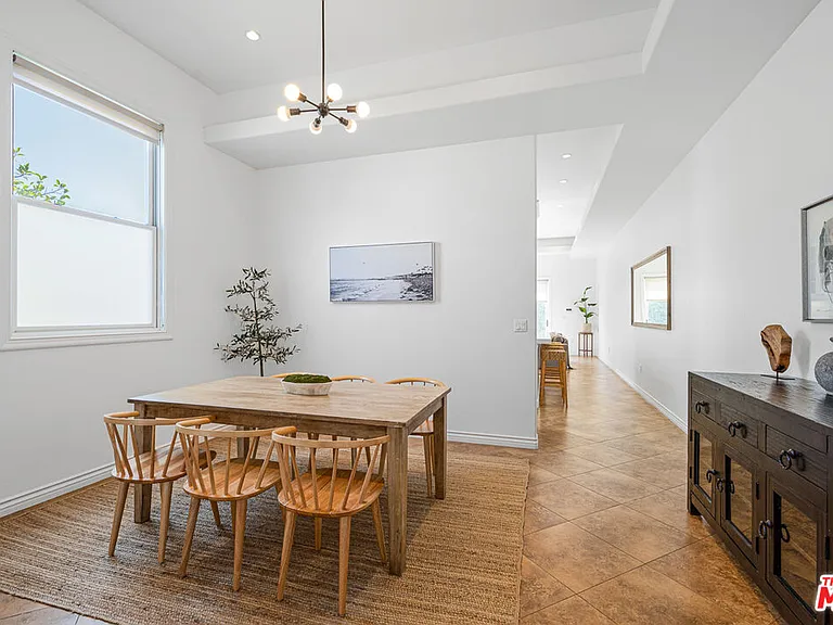 715 N Kilkea Dr #1/2 — Photo 6