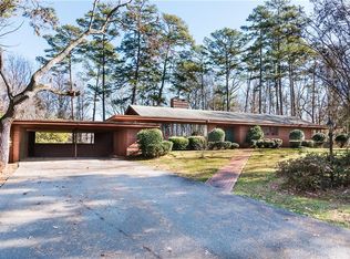 108 Hawthorne Ln, Seneca, SC 29678