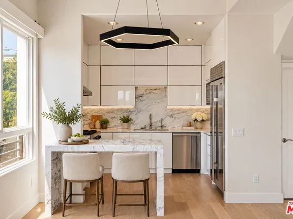 438 Arnaz Dr APT 106, Los Angeles, CA 90048