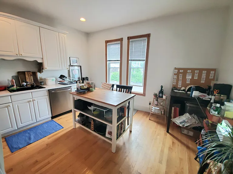 183 Columbia St #303 — Photo 6