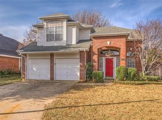 1709 Foxchase Ln, Grapevine, TX 76051