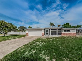 2635 Almond Dr, Holiday, FL 34691