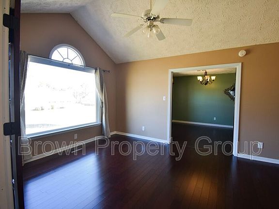 3rd image of 56 Overlook Rd