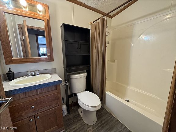 5th image of 2930 Pure Country Dr